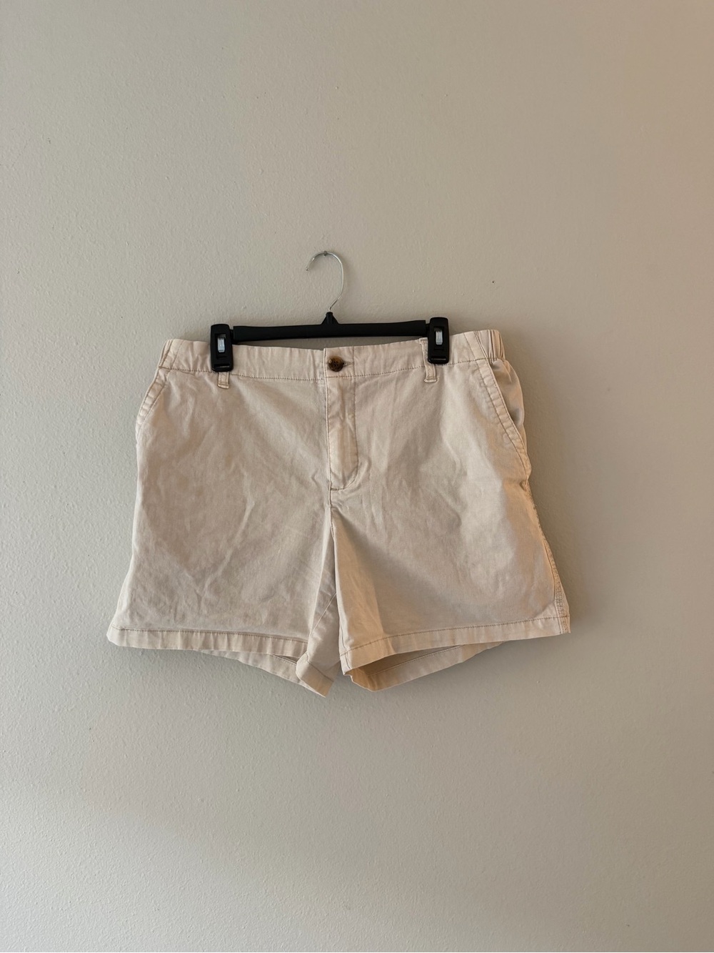 Old Navy OGC chino light khaki shorts - Picture 4 of 8